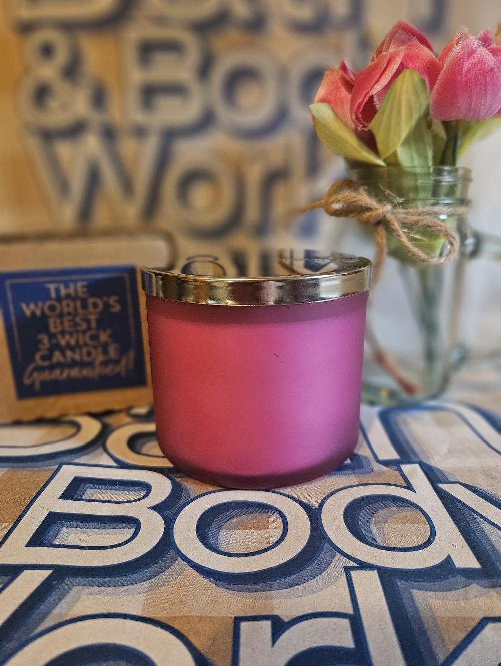 NWT Bath & Body Works Bright Christmas Morning 3-wick Candle - Pink and Gold - Picture 2 of 6